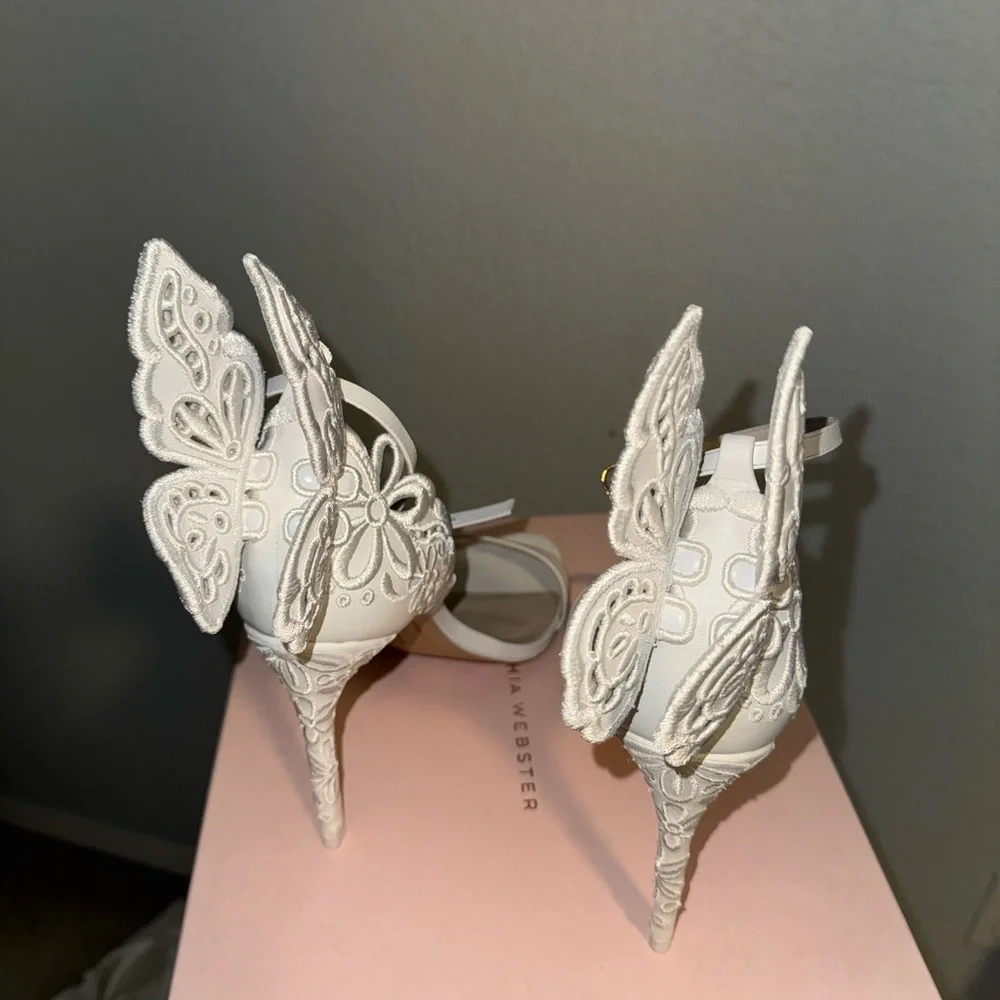 Sophia Webster Chiara White Sandals - Picture 6 of 11